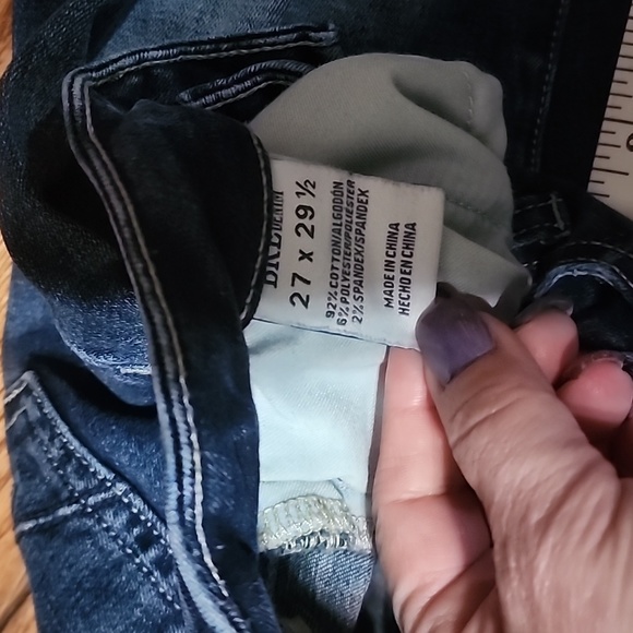 Jeans - Picture 3 of 4